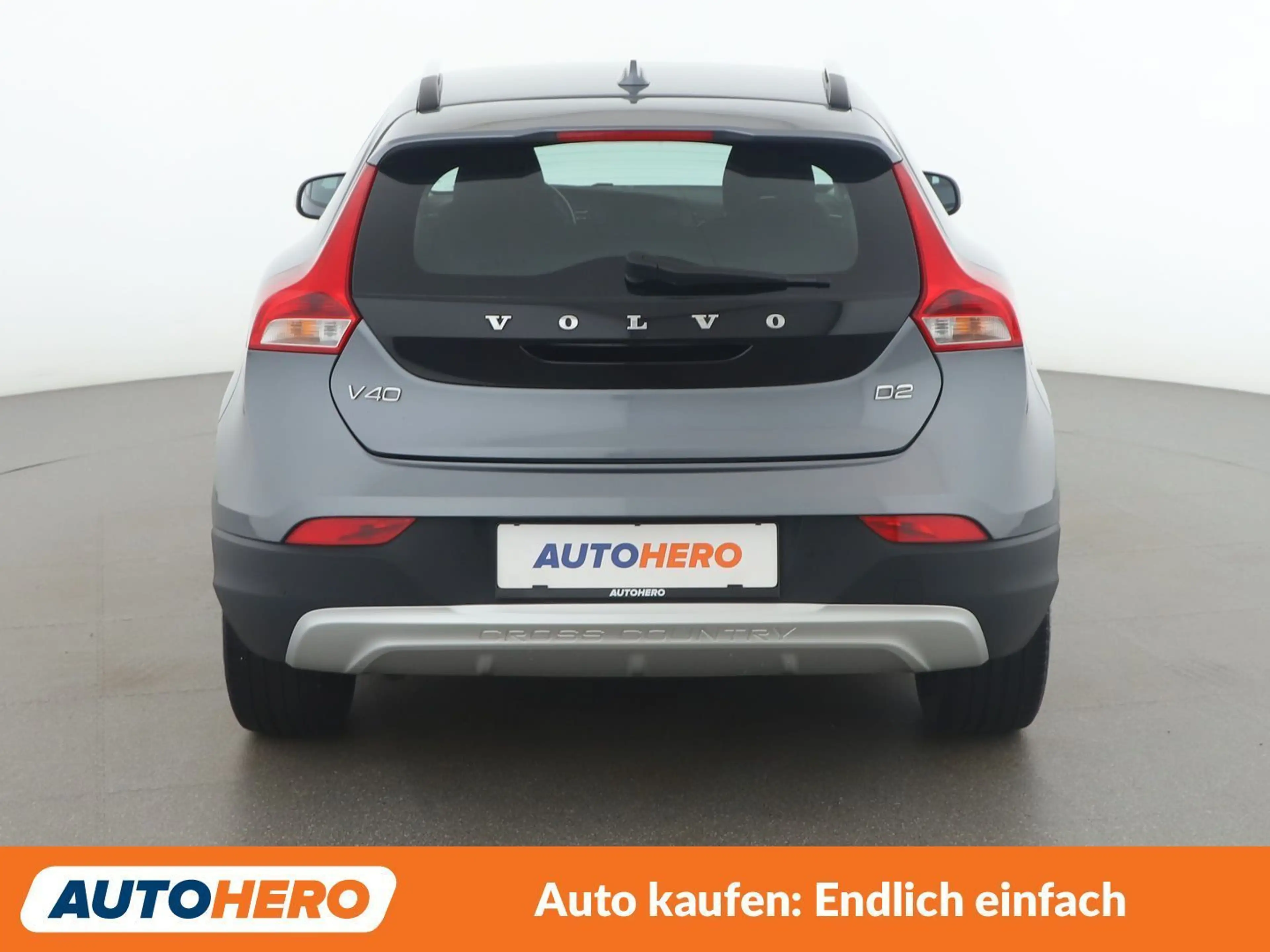 Volvo V40 Cross Country 2.0 D2 Kinetic — photo 5