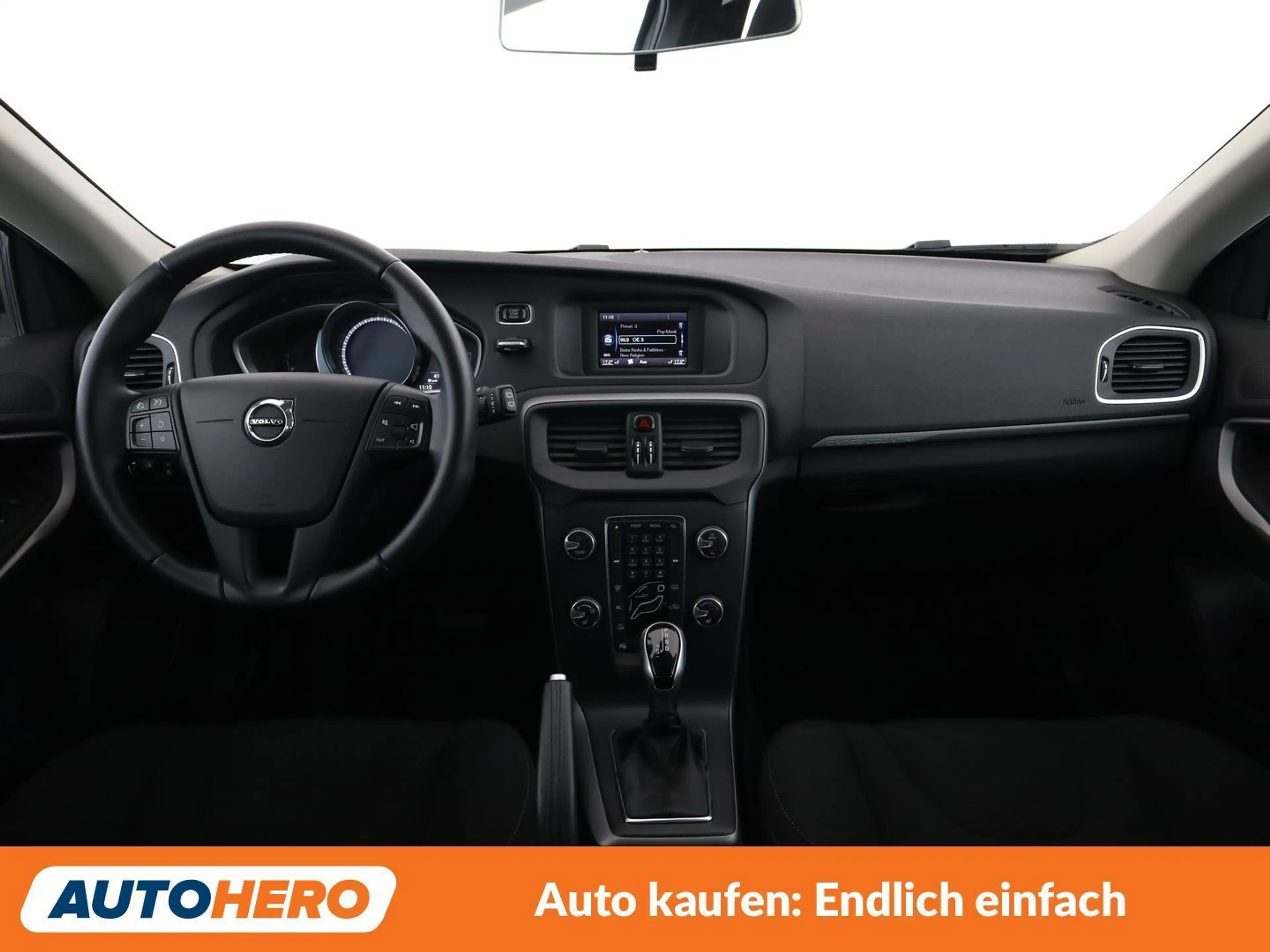 Volvo V40 Cross Country 2.0 D2 Kinetic — photo 12