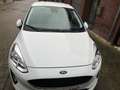 Ford Fiesta 17.000 km - Automatic Gearbox - CarPlay - EcoBoost Blanc - thumbnail 3
