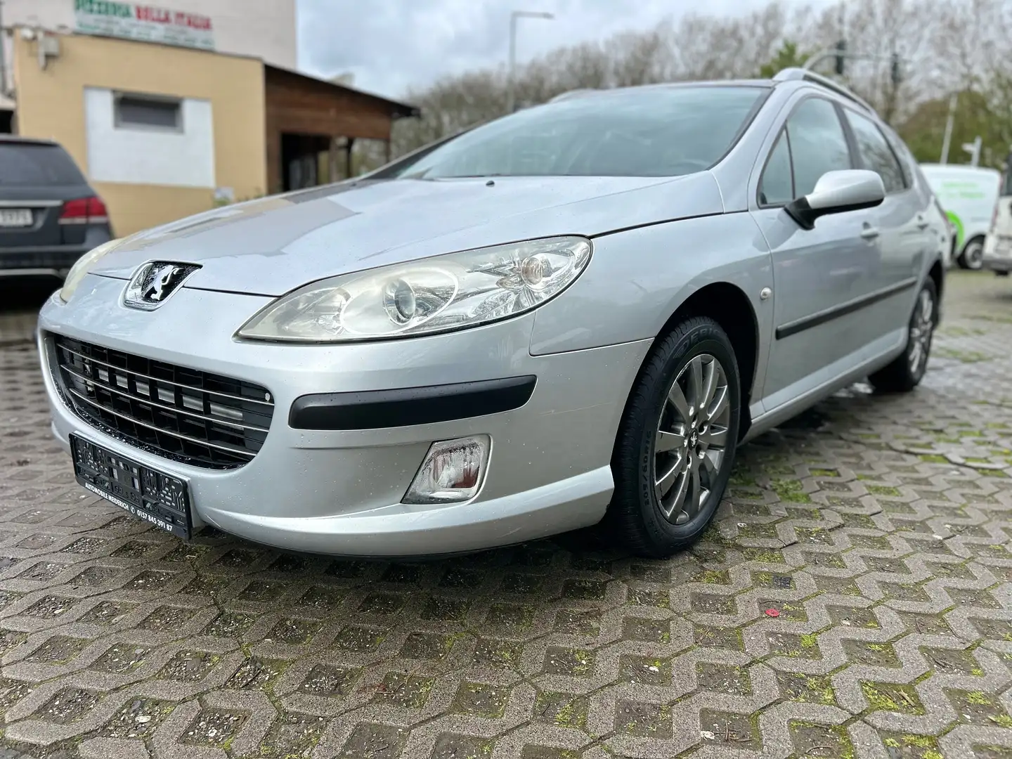 Peugeot 407 Tendance, Klima, AHK, Navi, Pano. Grijs - 1