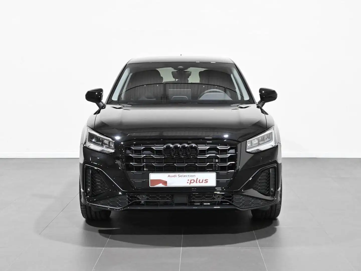 Audi Q2 35 TFSI Black line edition S tronic 110kW Negro - 2