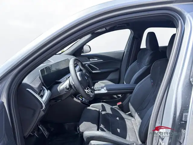 BMW X2 view 10