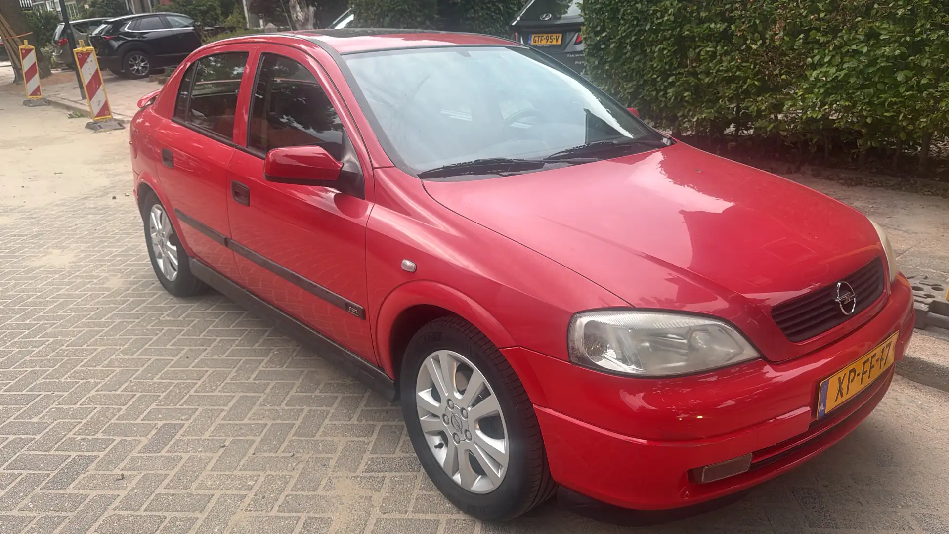 Opel Astra Astra 1.8-16V Sport Rosso - 2