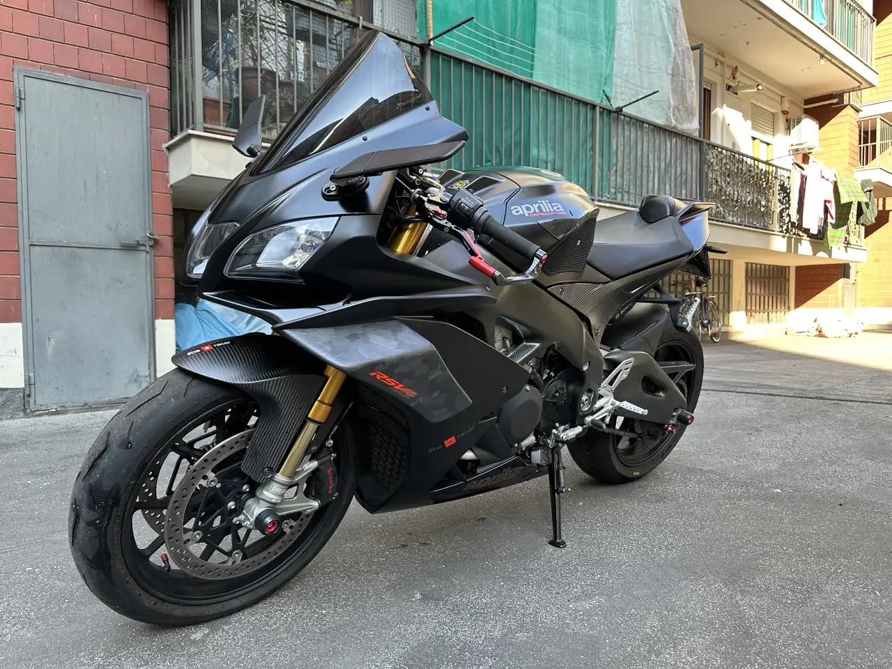 Aprilia RSV4