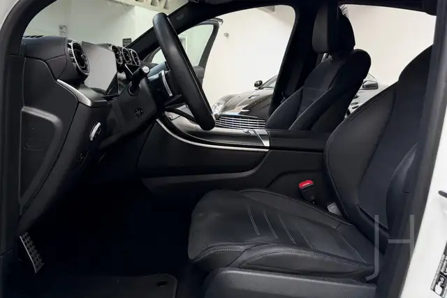 Mercedes-Benz GLC 220 d Coupe 4MATIC Ansicht 8