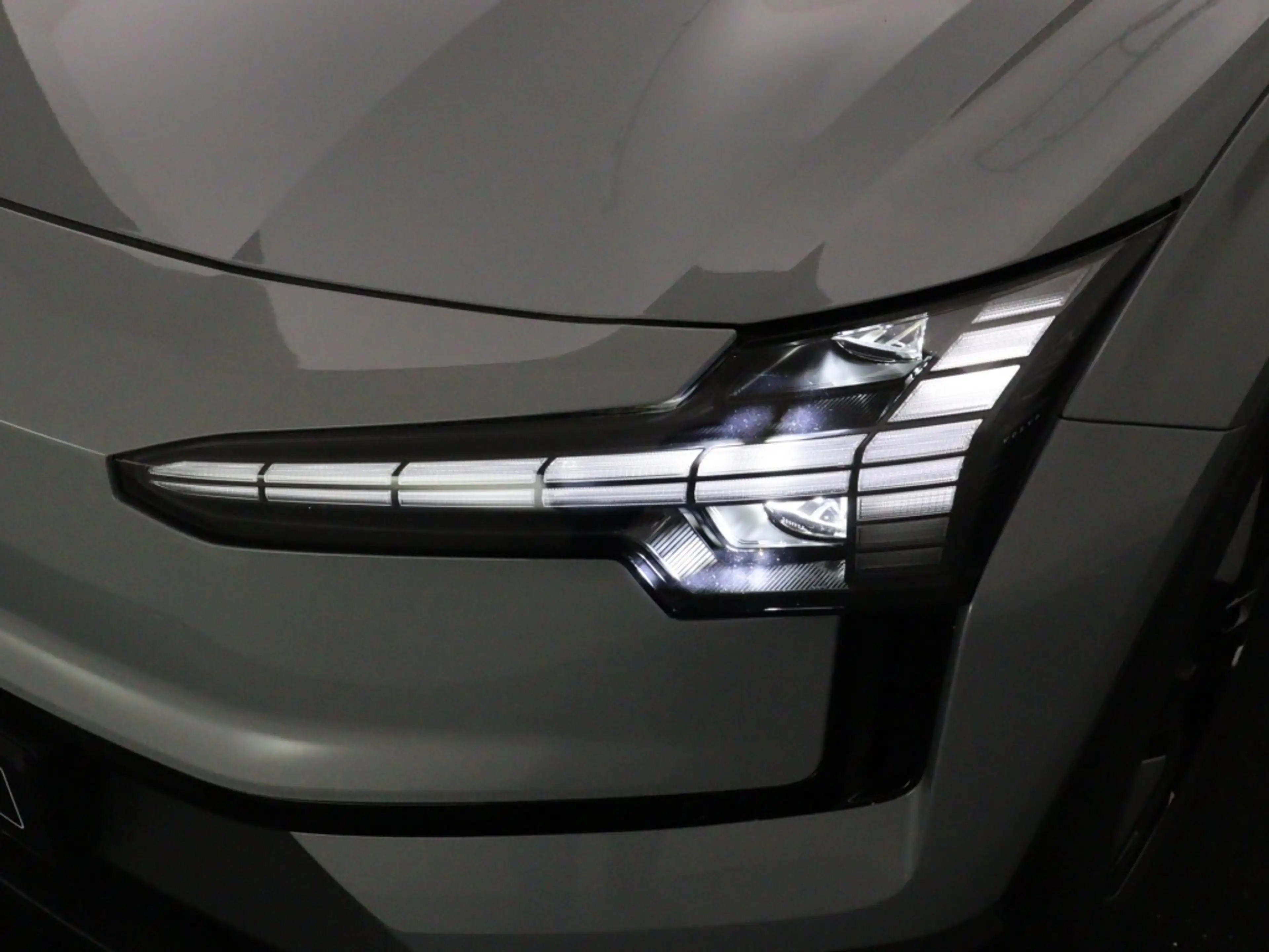 Volvo EX30 SINGLE MOTOR PLUS STOELVERWARMING CAMERA HARMAN KA — photo 8