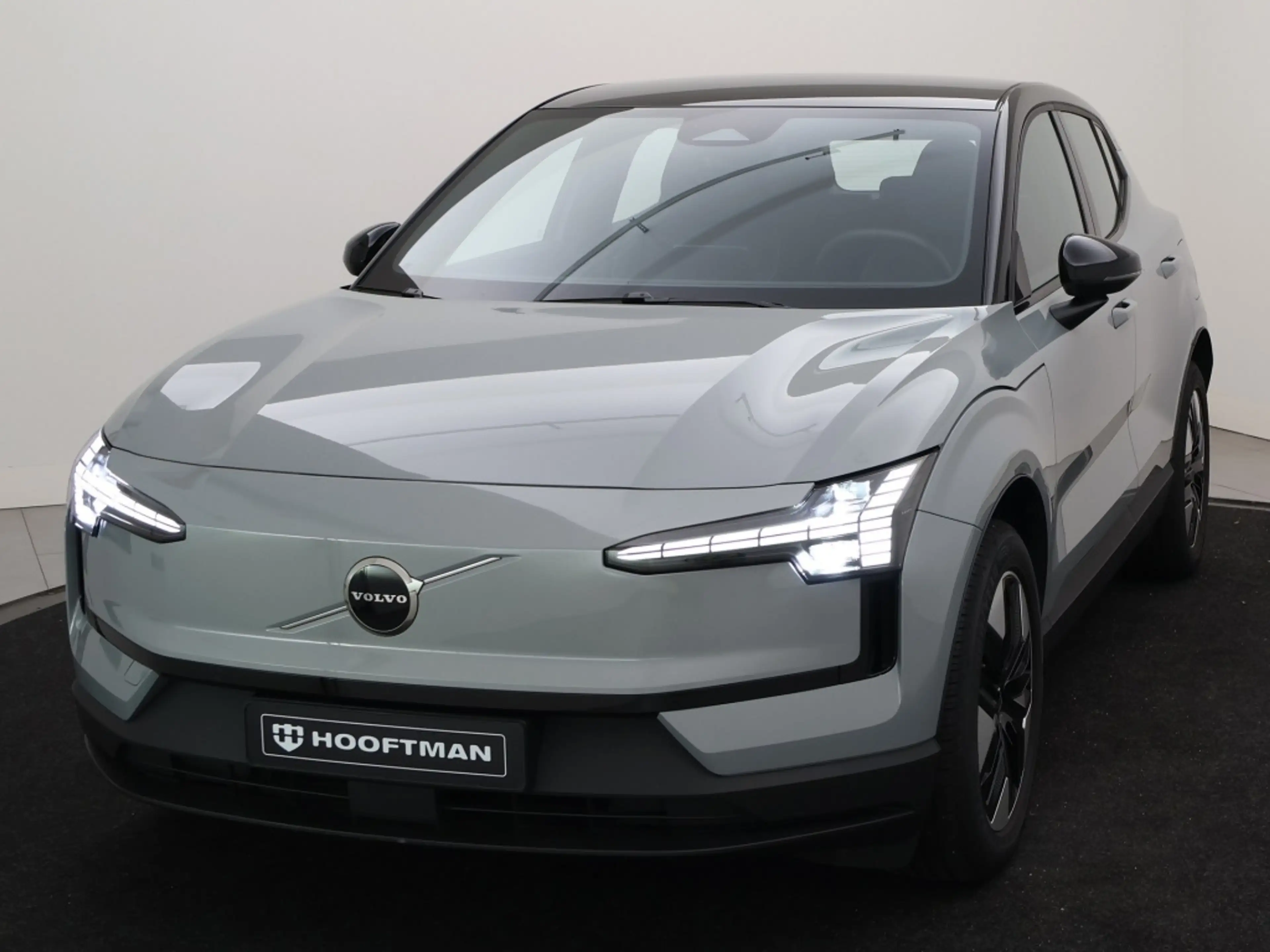 Volvo EX30 SINGLE MOTOR PLUS STOELVERWARMING CAMERA HARMAN KA — photo 6