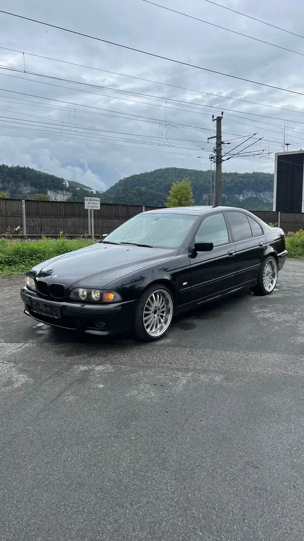 BMW 535 i V8 M Paket Schwarz - 1