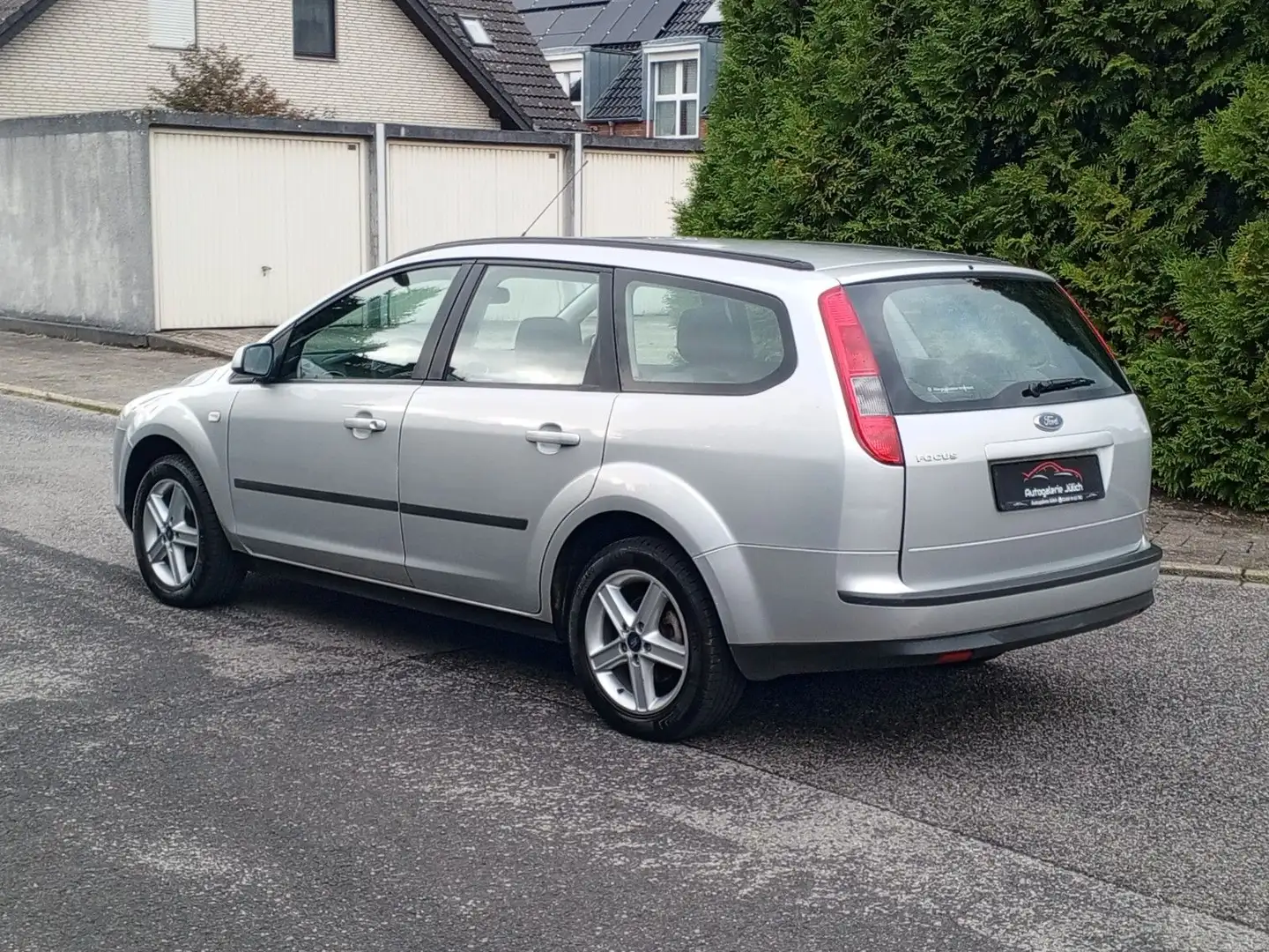 Ford Focus Turnier Fun*Wenig km Silber - 2