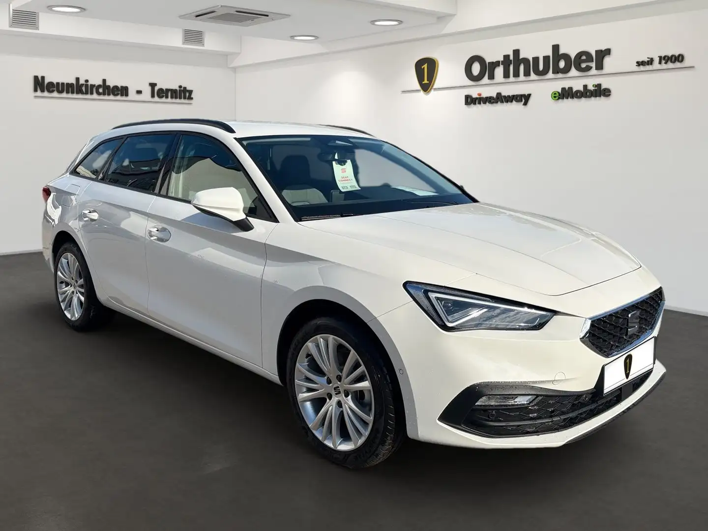 SEAT Leon Style Edition 1.5TSI 115PS Weiß - 2