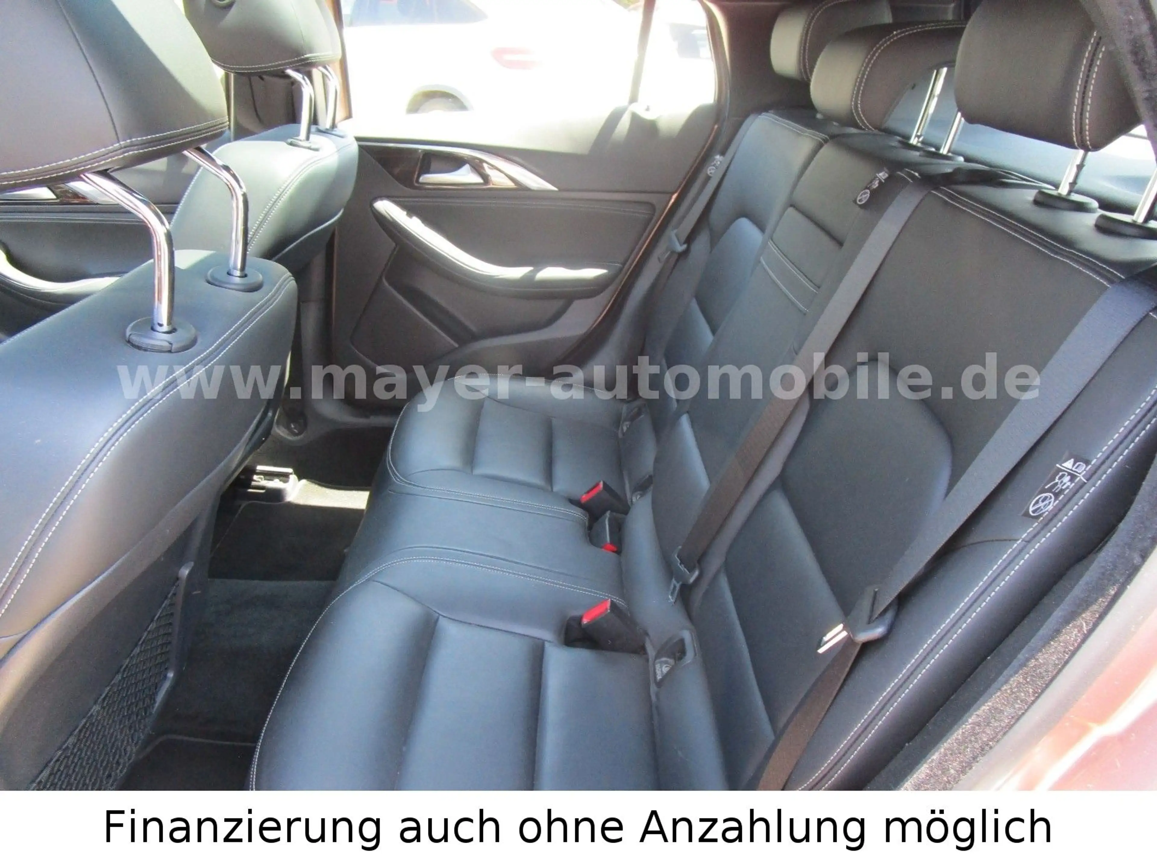 Infiniti Q30 d 1.5 *Leder*Panorama*Navi*Bose*SHZ*BT*VOLL* — photo 11