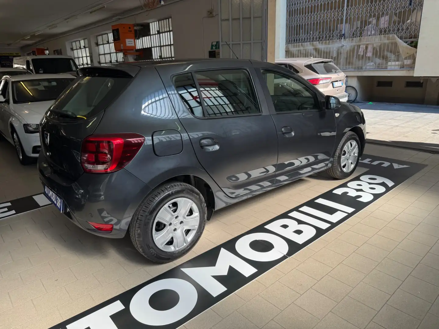 Dacia Sandero Streetway 1.5 Blue dCi 75 CV S&S Comfort Grigio - 2