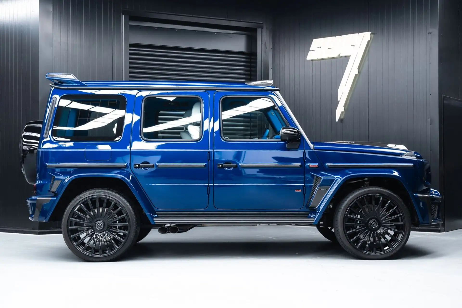 벤츠 G-Class G 63 AMG 2026 파랑 사진 3