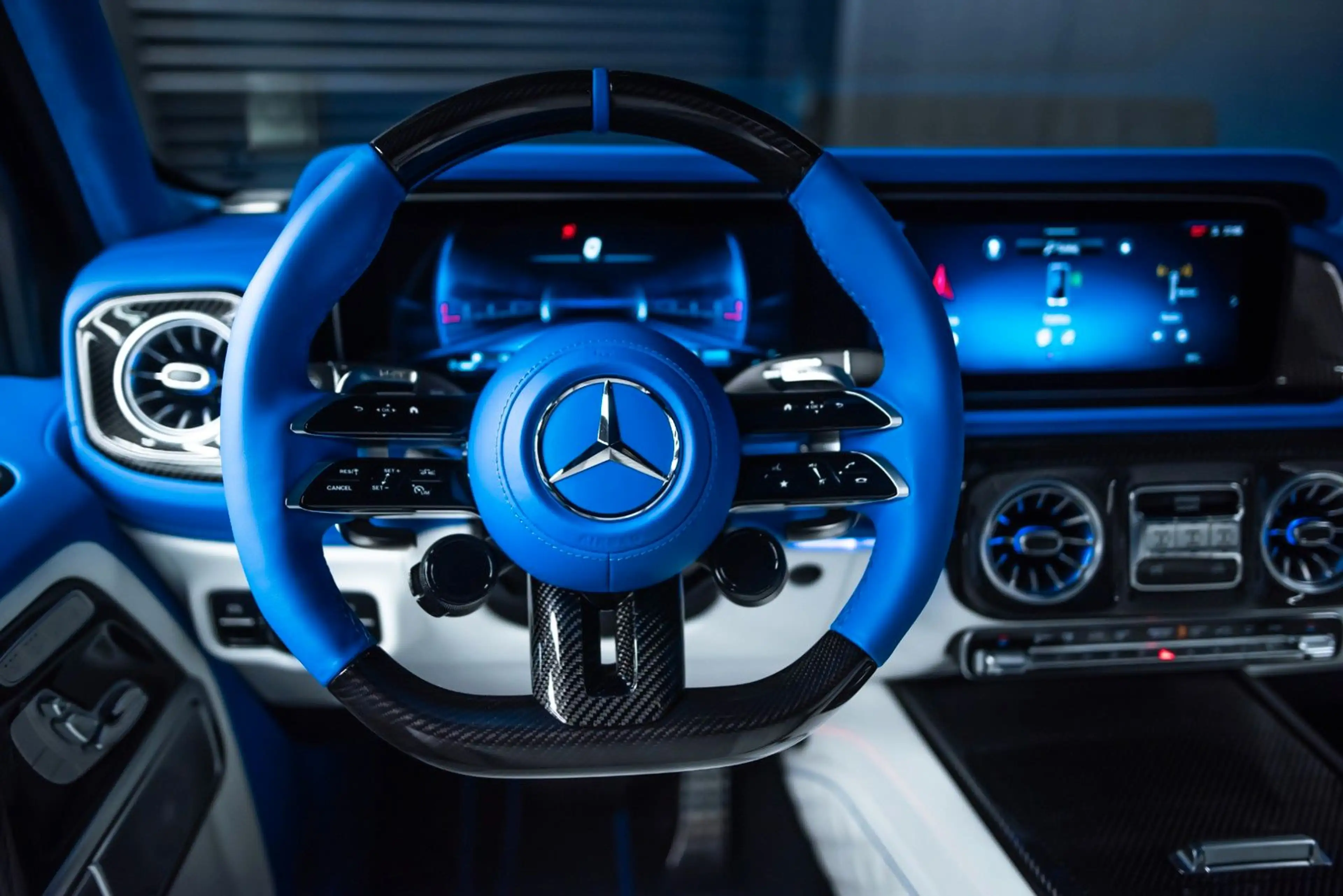 Mercedes-Benz G 63 AMG G800 BRABUS | Blue Custom Nappa | — photo 31