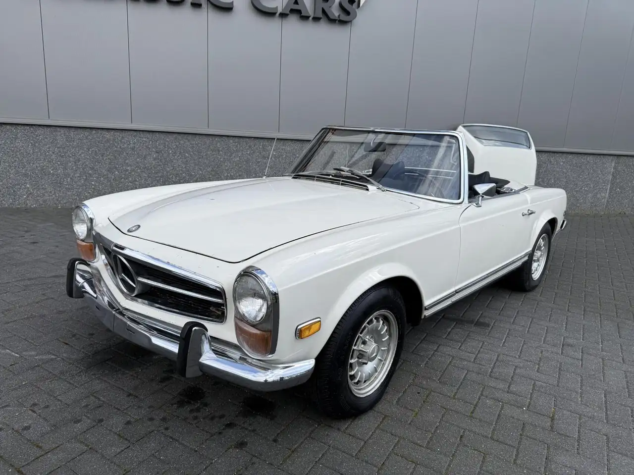 Mercedes-Benz SL 280 W113 Pagode, foto 3