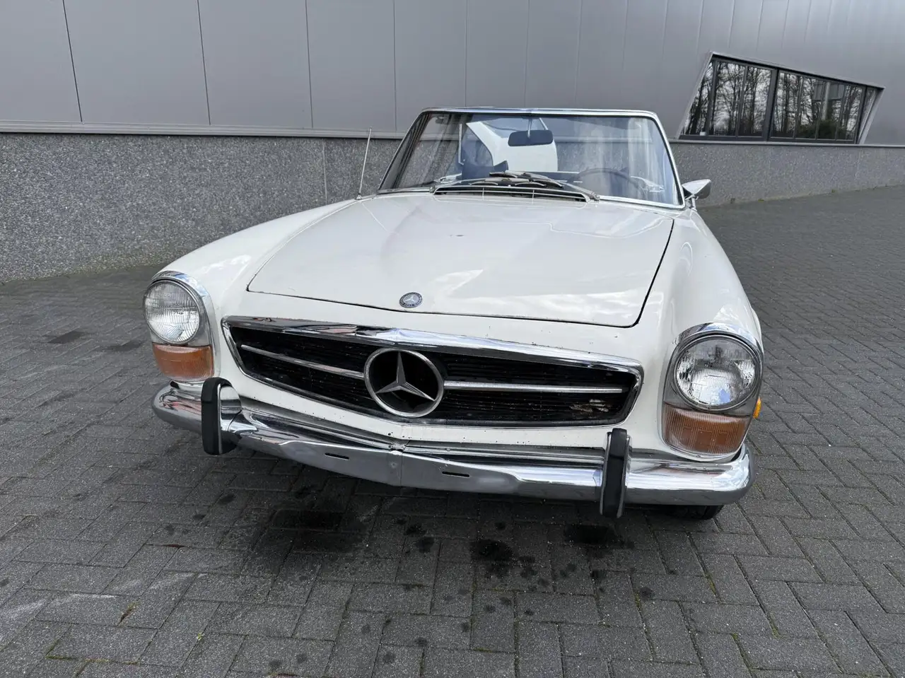 Mercedes-Benz SL 280 W113 Pagode, foto 4