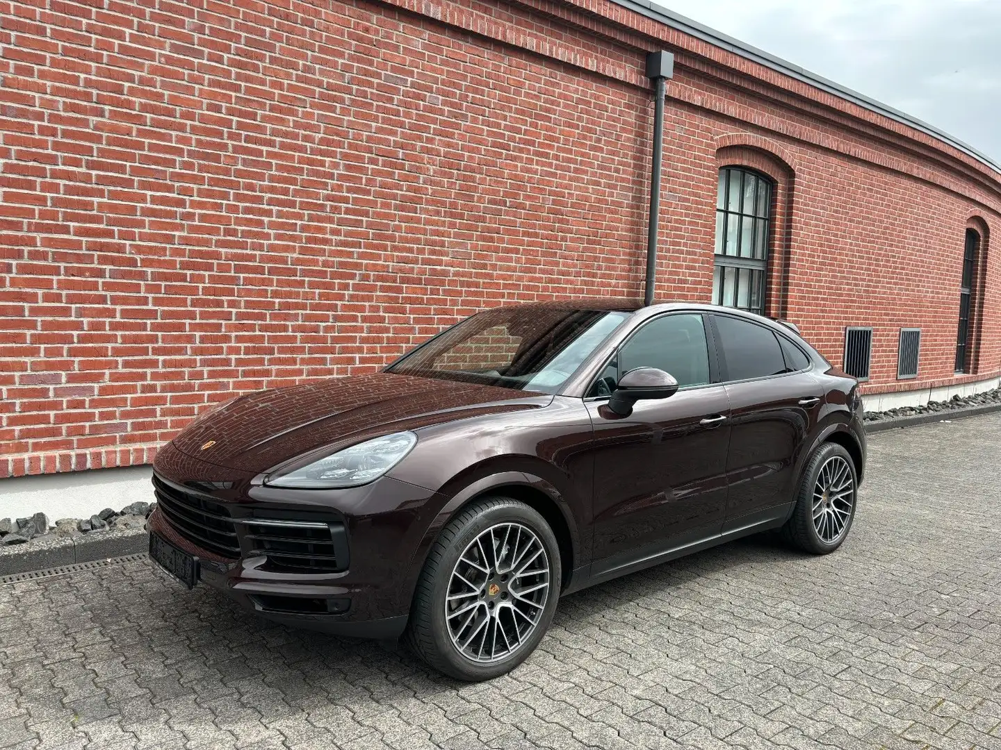 Porsche Cayenne Coupe Matrix Pano 21 Zoll Softclose LUFT Brun - 1