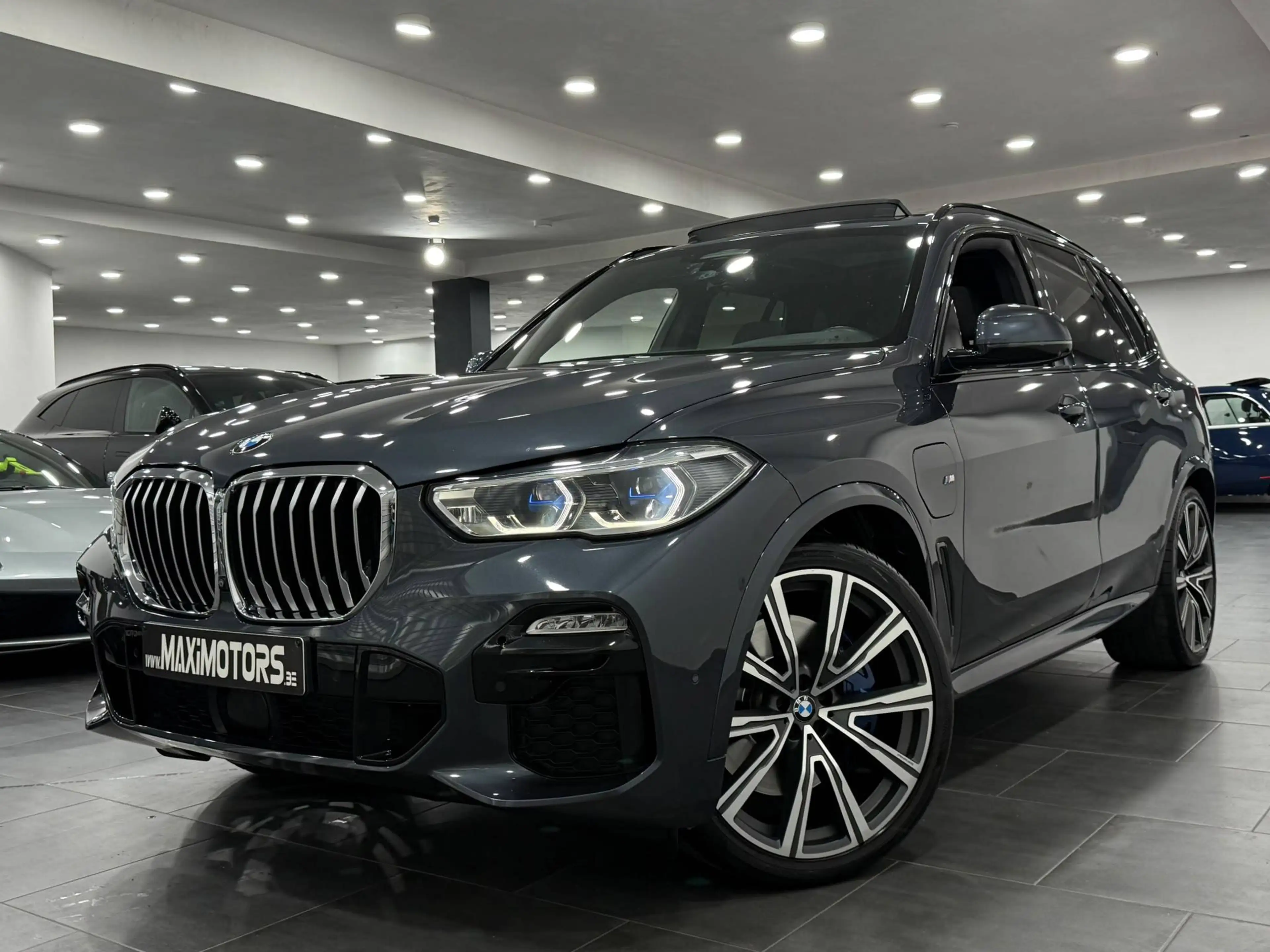 BMW X5 45e Hybrid M-Pack Full Full Option Laser Softclose HUD Crystal 22" Belgian 21% VAT — photo 5