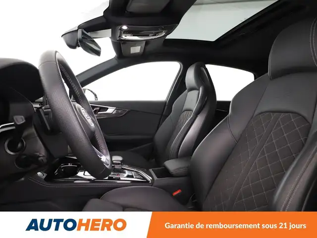 Audi A4 view 10