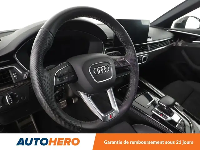 Audi A4 view 11