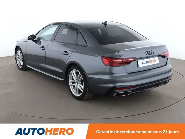 Audi A4 view 4