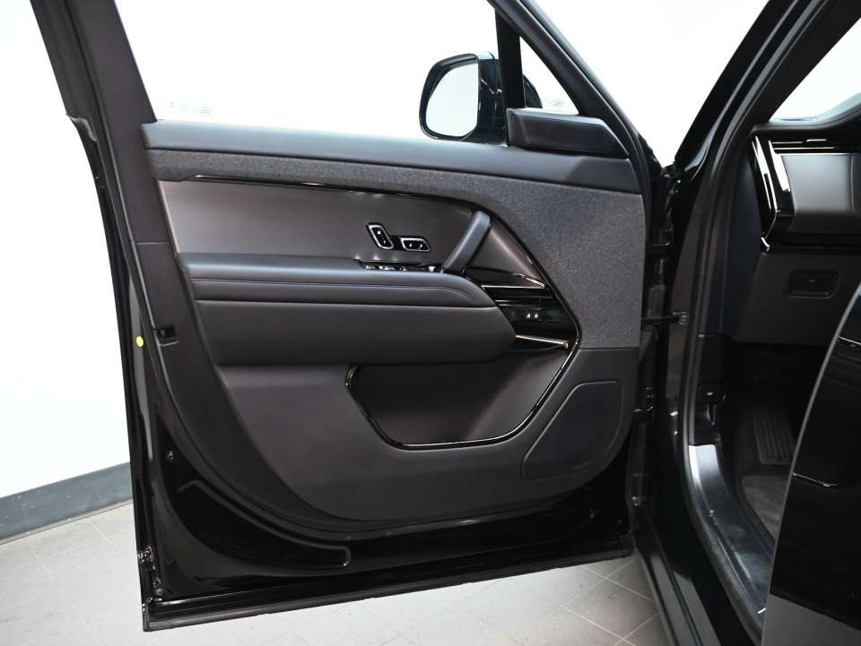 2024 Land Rover Range Rover Sport P400 Dynamic HSE thumb 9