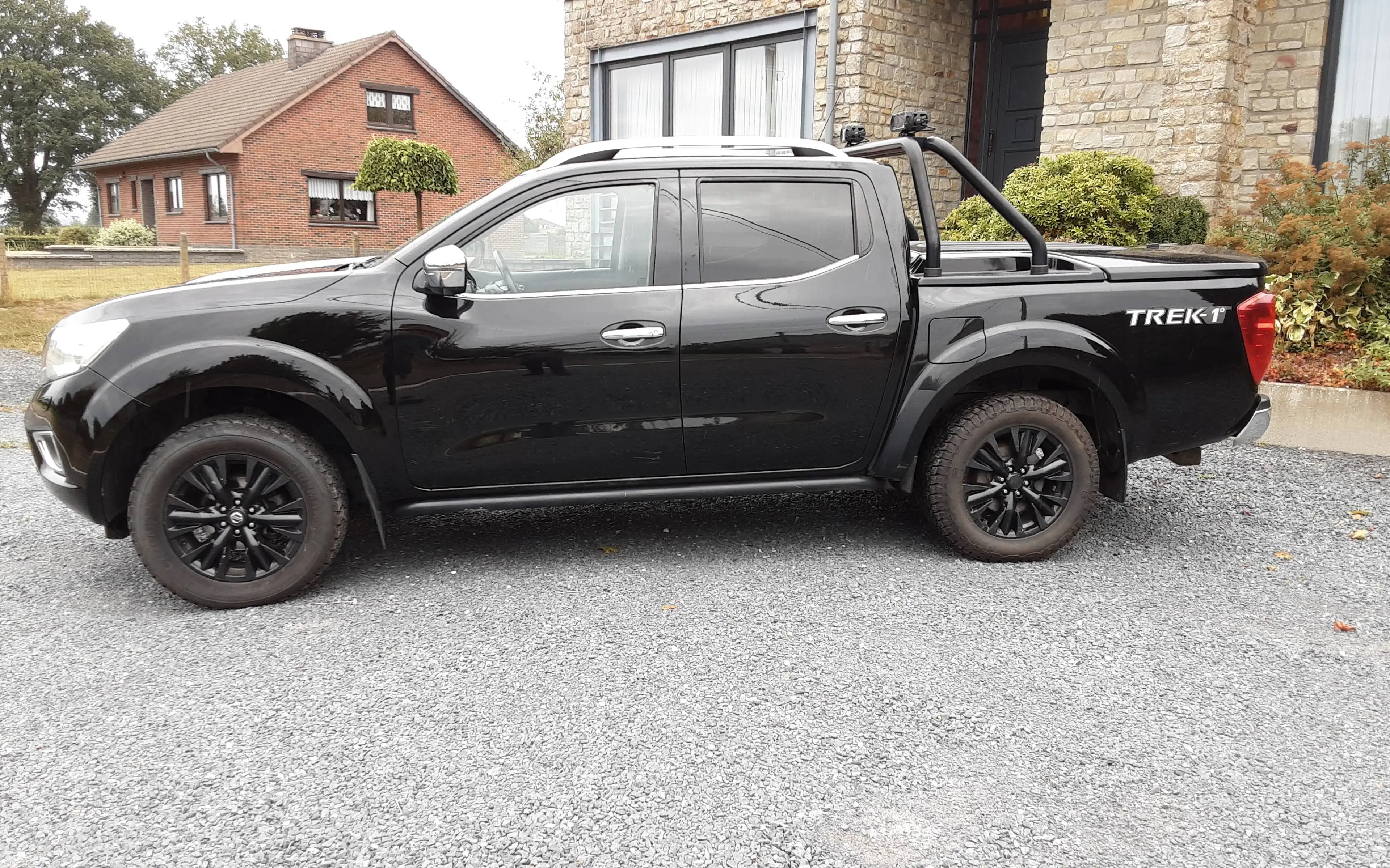 Nissan Navara TREK — photo 14