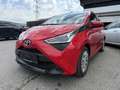 Toyota Aygo x-play Rot - thumbnail 3