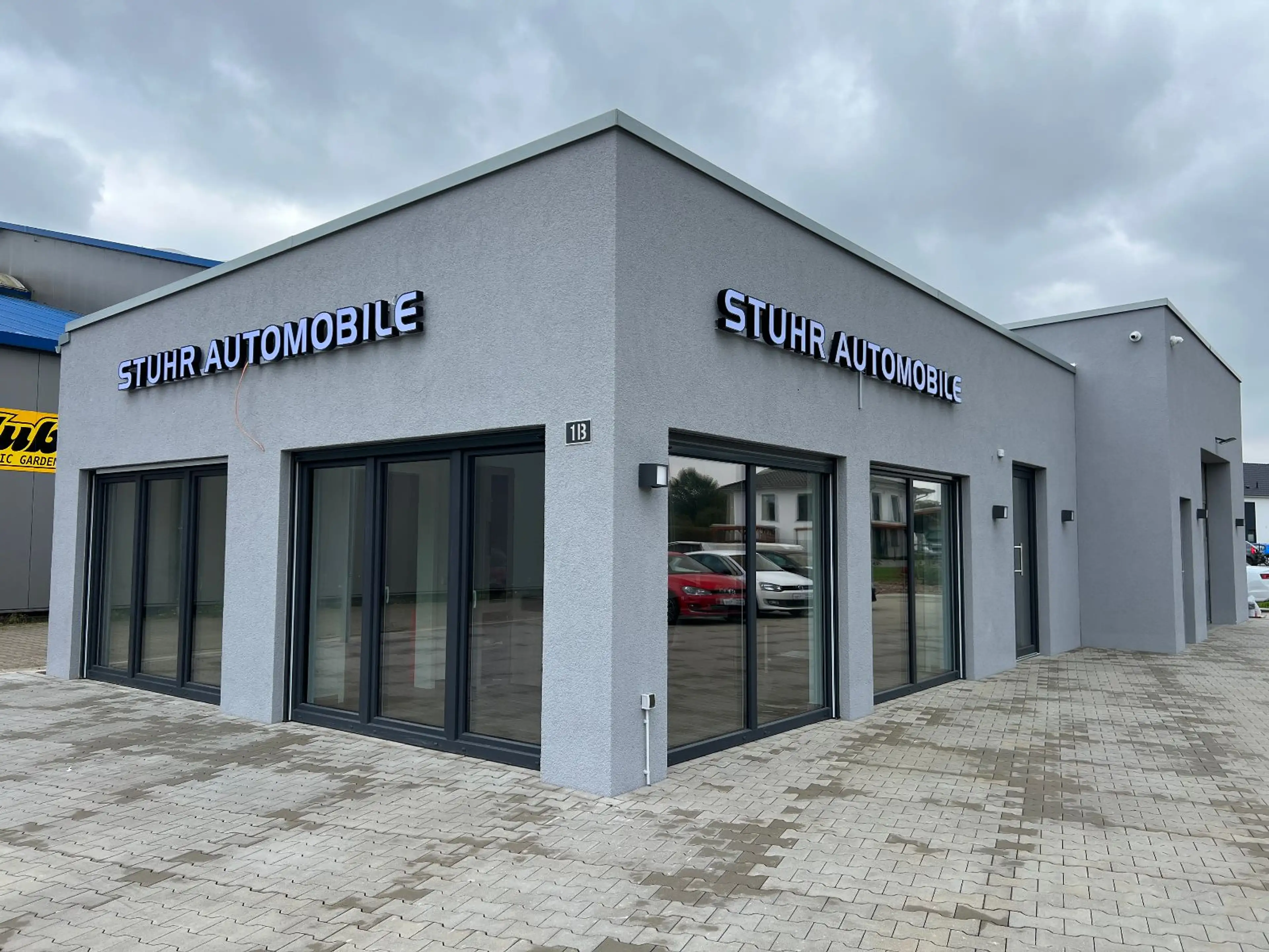 Dacia Duster II Prestige AHK SHZ Kamera CarPlay