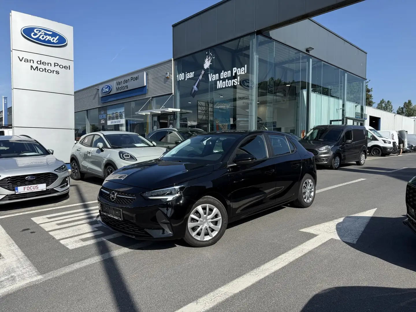 Opel Corsa - 1