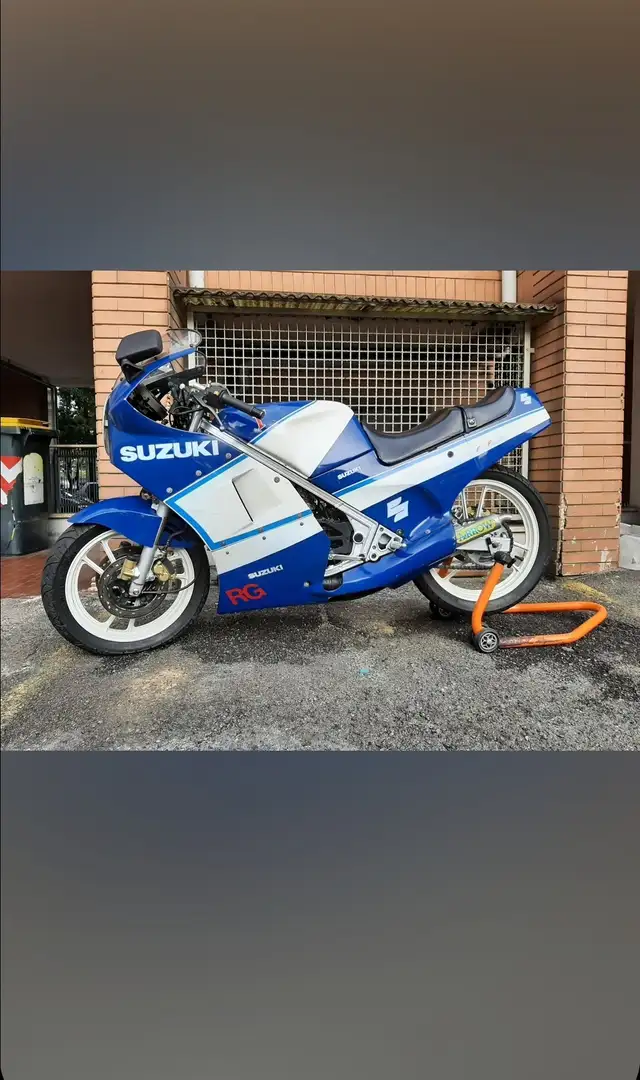 Suzuki RG 250 Blue - 1
