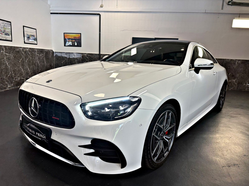 Mercedes-Benz E 220 d Coupe AMG Panorama Totwinkel Memory MBUX