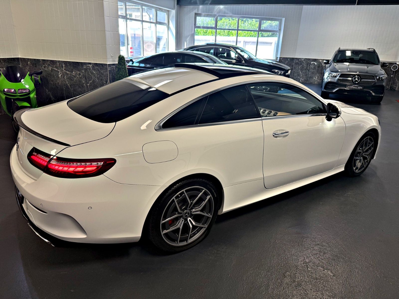 Mercedes-Benz E 220 d Coupe AMG Panorama Totwinkel Memory MBUX — photo 14