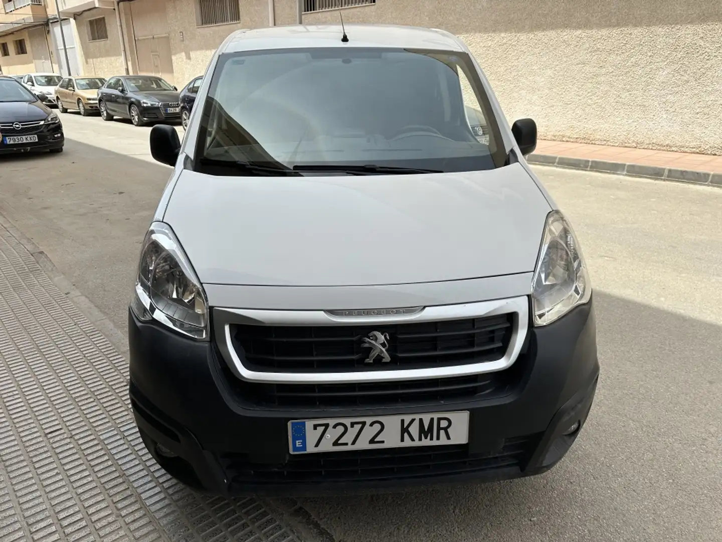 Peugeot Partner Furgón 1.6BlueHDI Confort L1 75 Blanco - 2