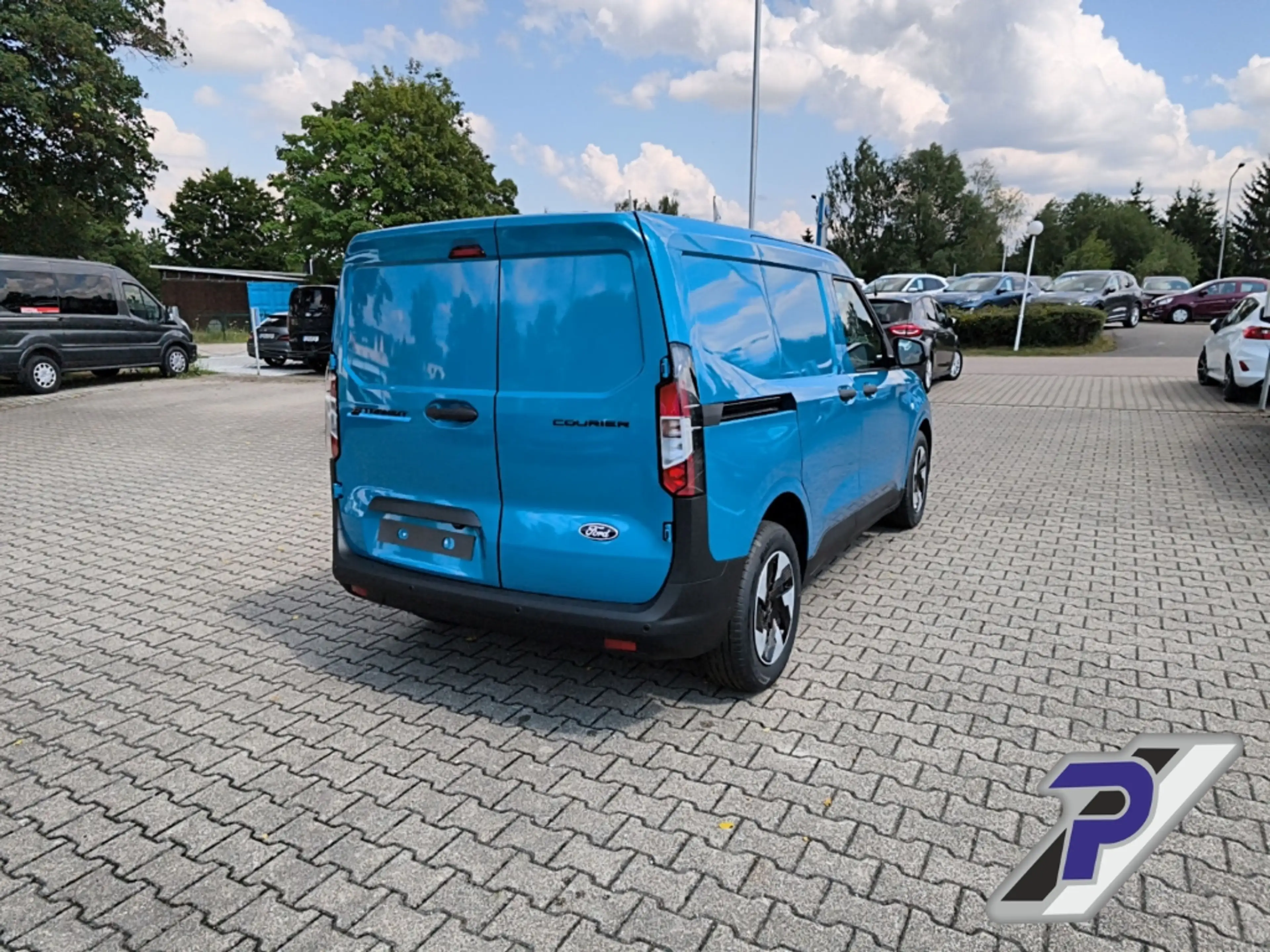 Ford Transit Courier BEV Trend TAGESZULASSUNG+KAMERA+WINTER-PAKET — photo 5