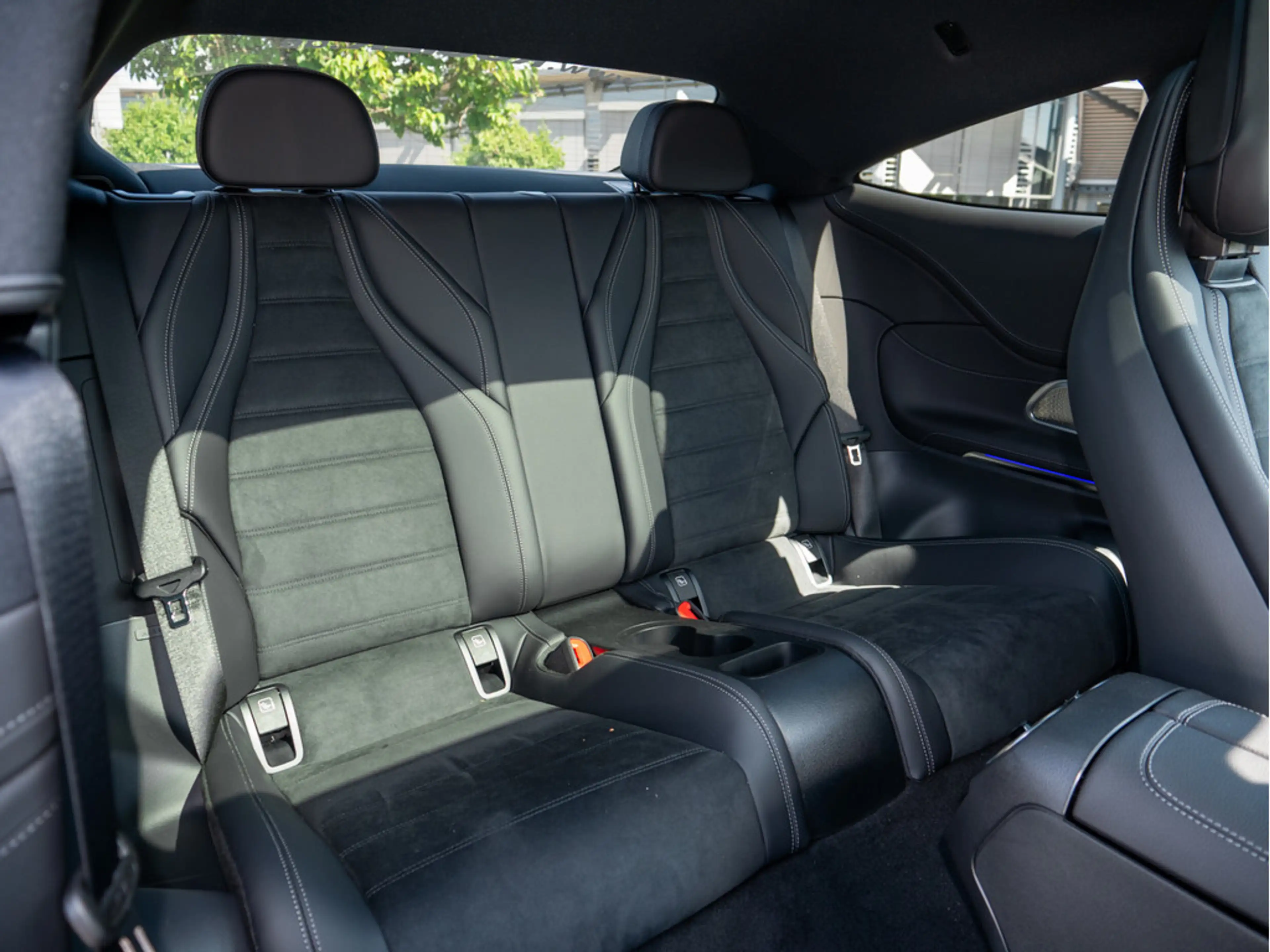Mercedes-Benz CLE 220 d Coupé NIGHT PANO LED 360° NAVI SHZ — photo 6