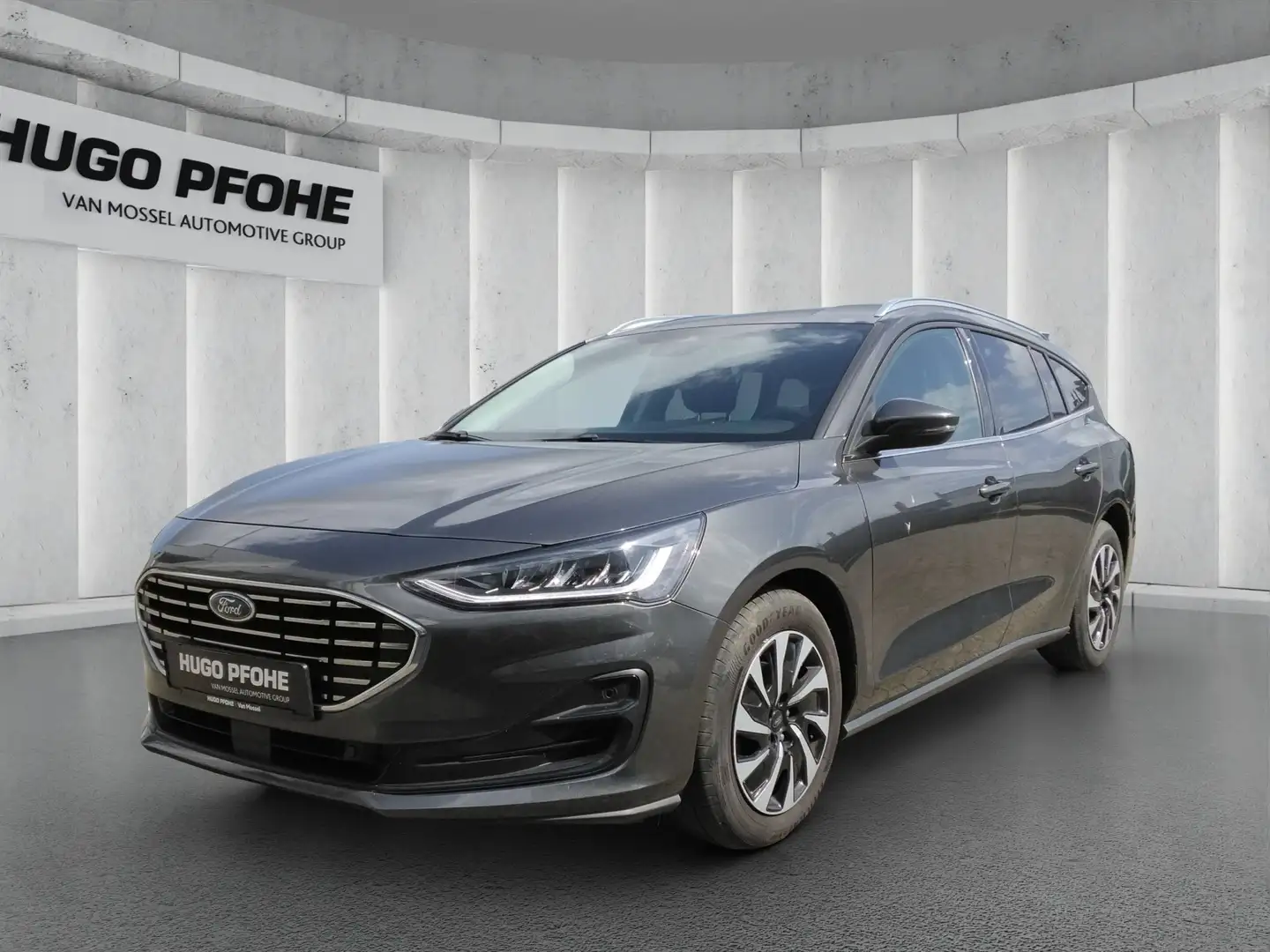 Ford Focus Titanium Turnier 1.0 Mild-Hybrid Grau - 1