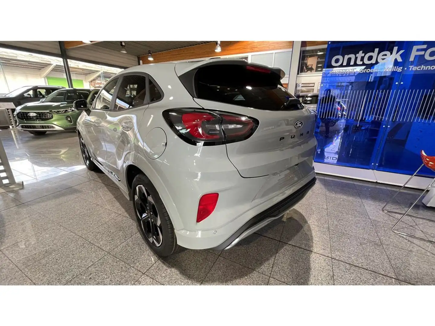 Ford Puma Ecoboost ST-Line X Gris - 2