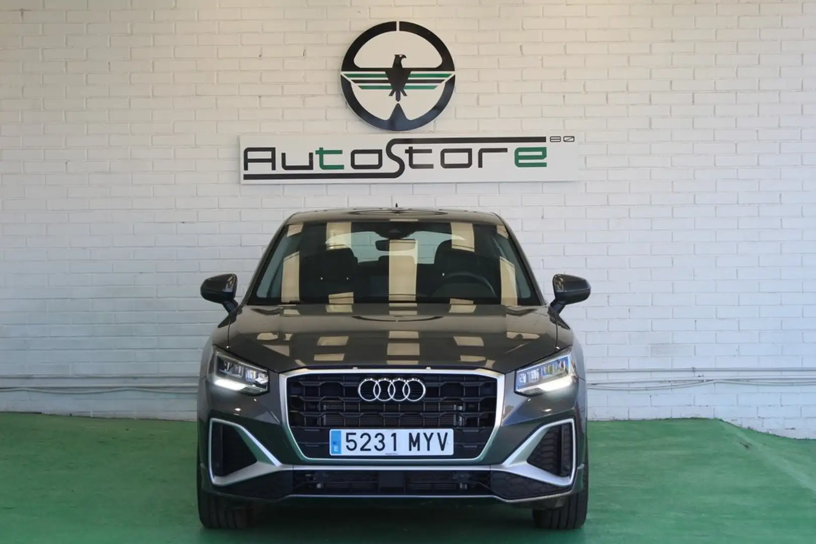 Audi Q2 35 TDI Adrenalin S tronic 110kW Gris - 2