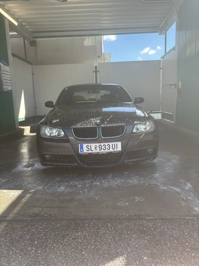 BMW 318 318d Österreich-Paket - 1