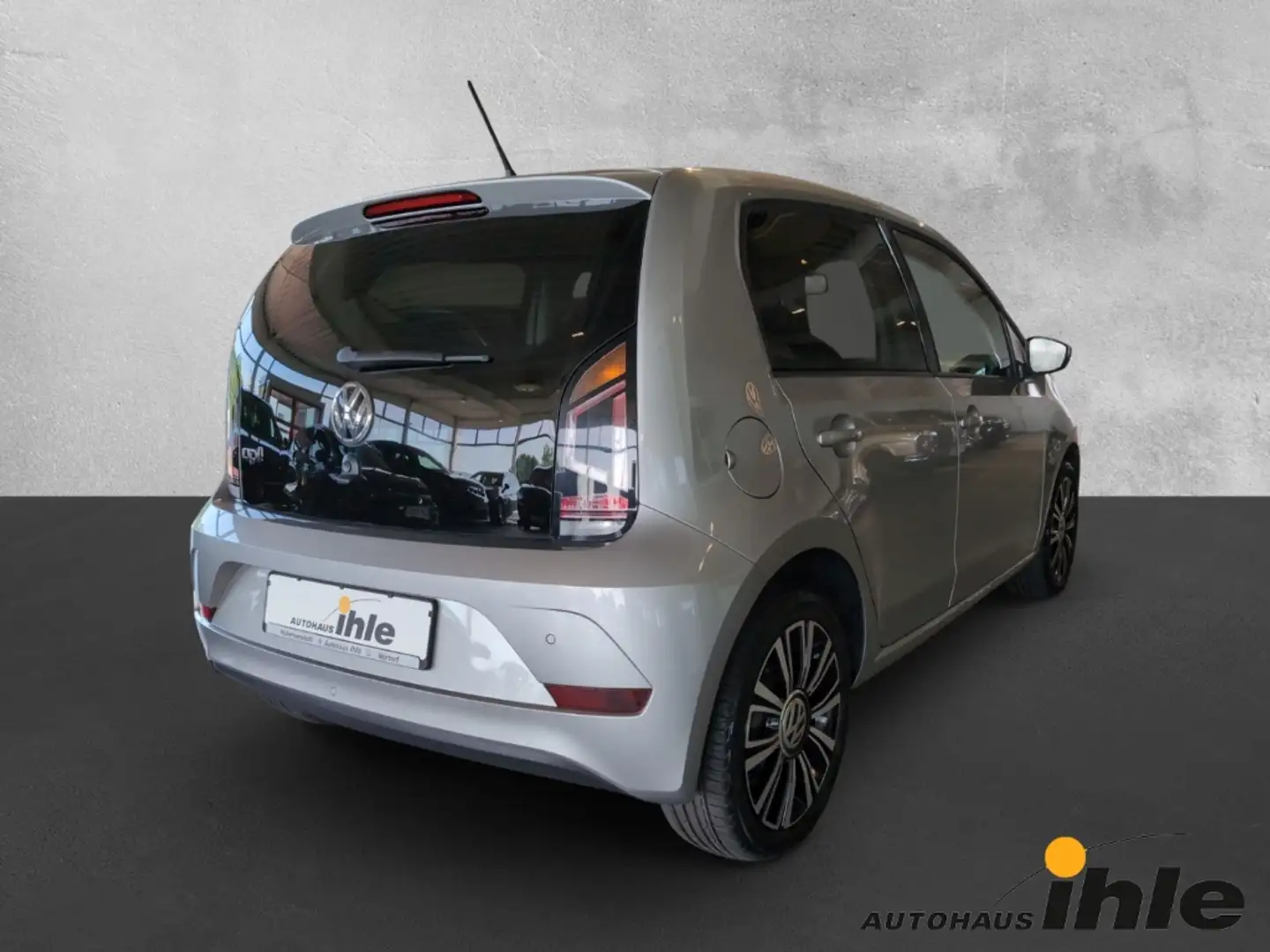 Volkswagen up! 1,0 Join SOUNDPLUS+EINPARKHILFE+SITZHZG Stříbrná - 2