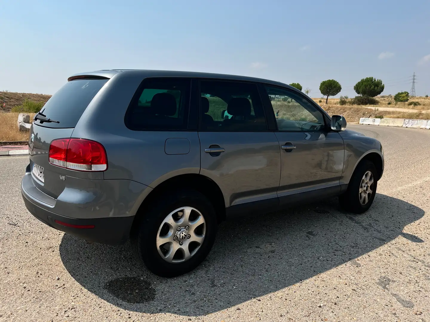 Volkswagen Touareg Touareg 3.2 V6 Tiptronic 241 Серый - 1