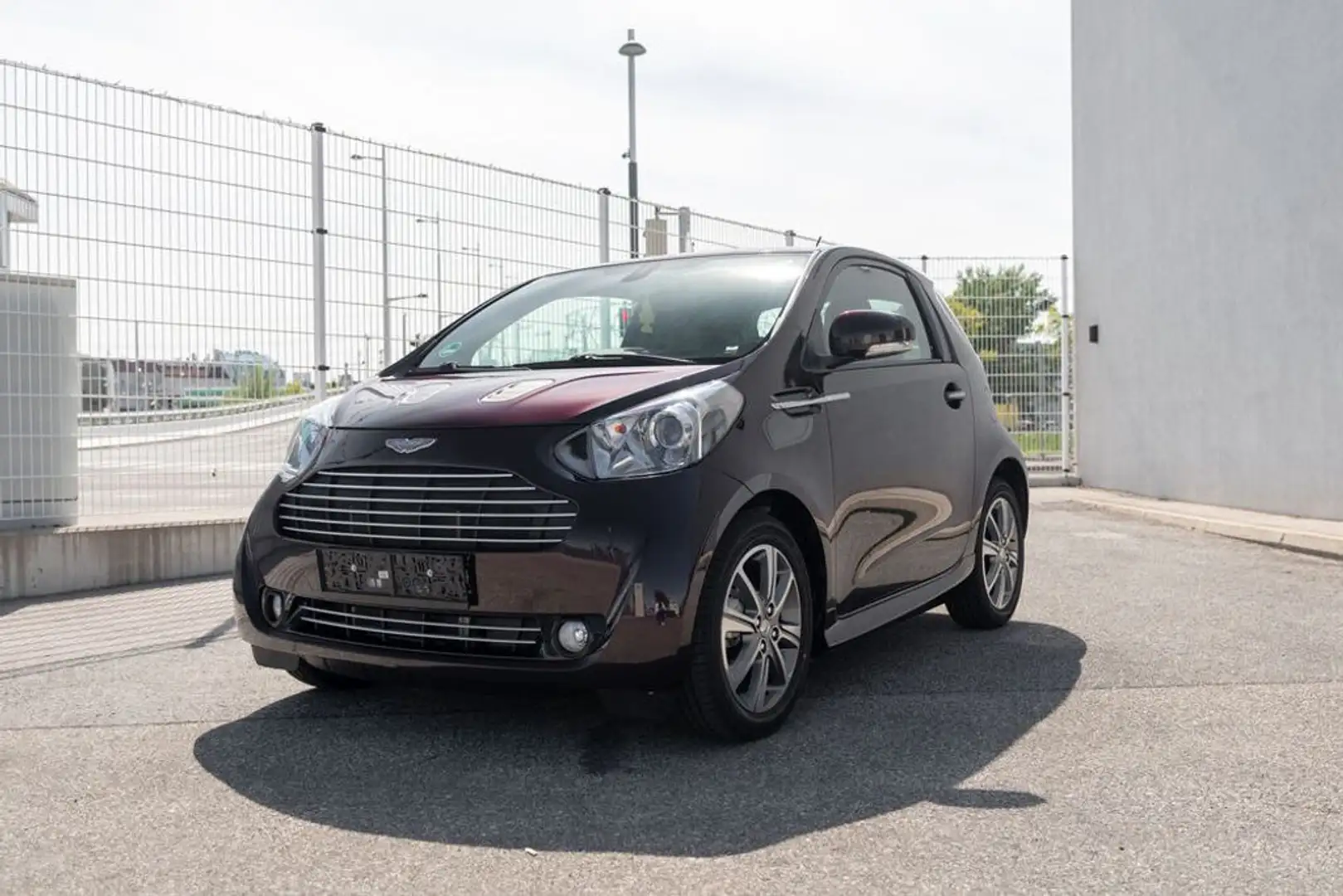 Aston Martin Cygnet CVT High Line | 1 of 616 | Amethyst Red Grau - 1