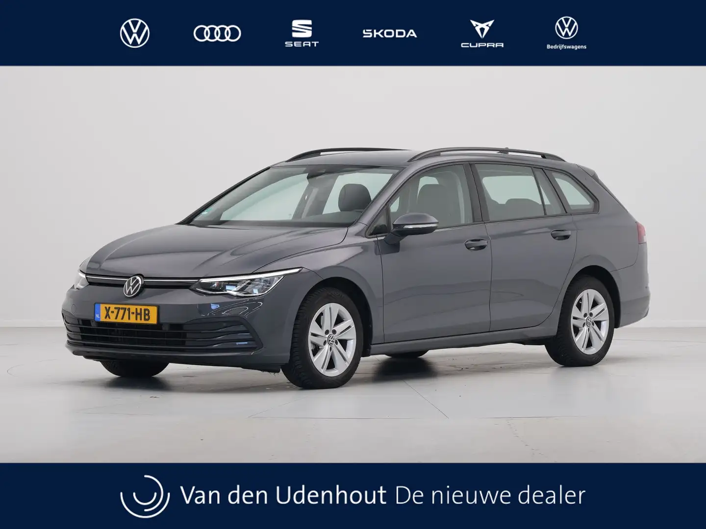 Volkswagen Golf Variant 1.5 eTSI 130pk DSG Life Business Navigatie Memory Gris - 1