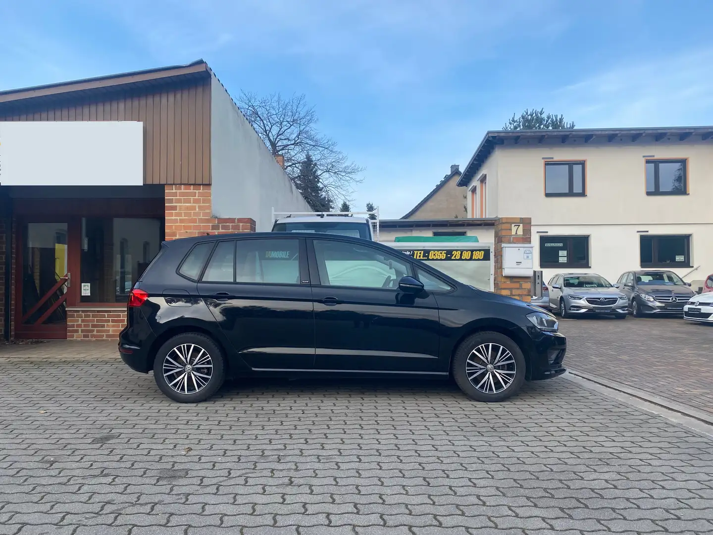 Volkswagen Golf Sportsvan Allsta - Tempomat- Alus - Kamera - " Navi " !!! Schwarz - 1