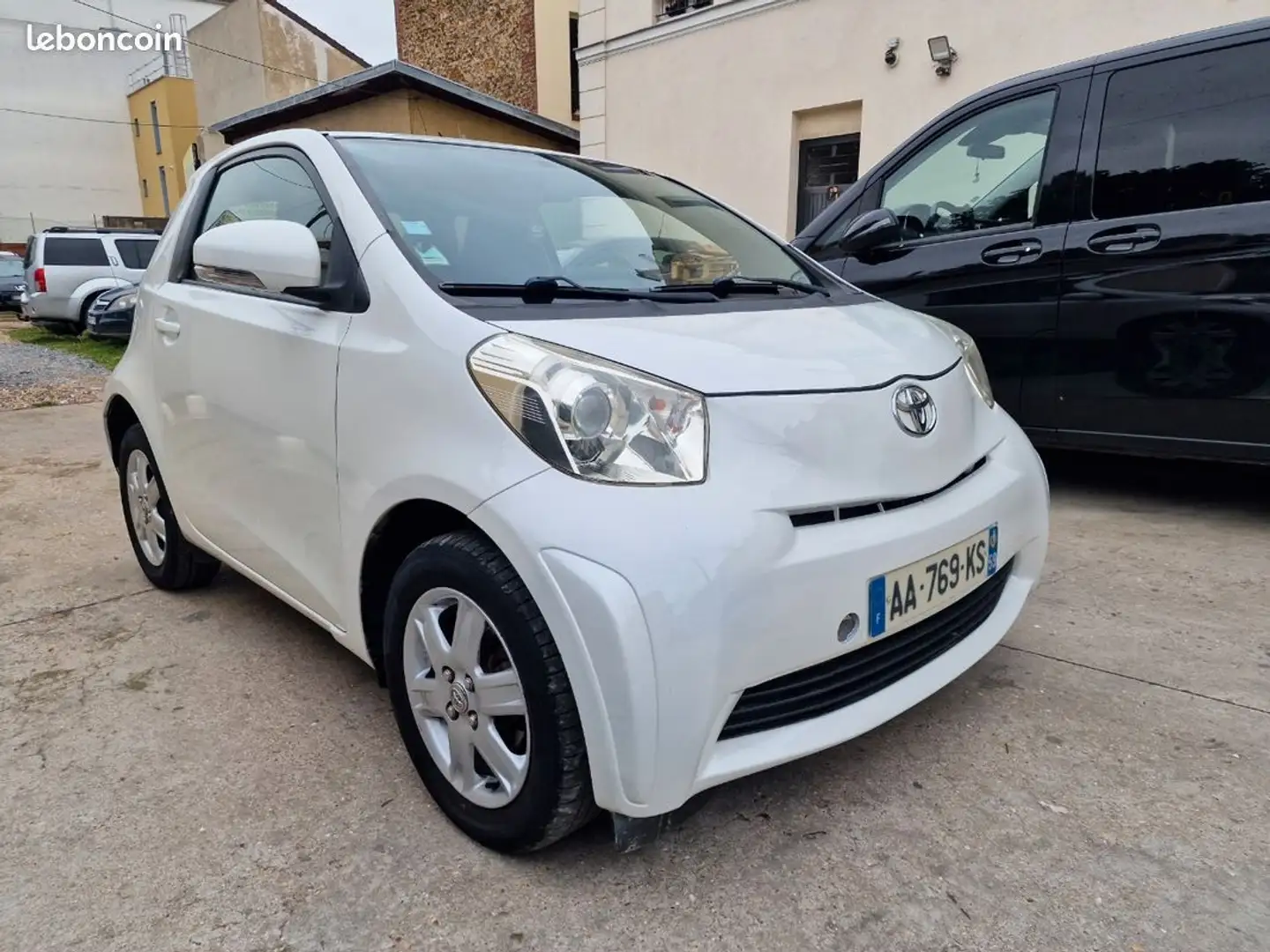 Toyota iQ 1.0 vvti 68ch entretien a jour Weiß - 2