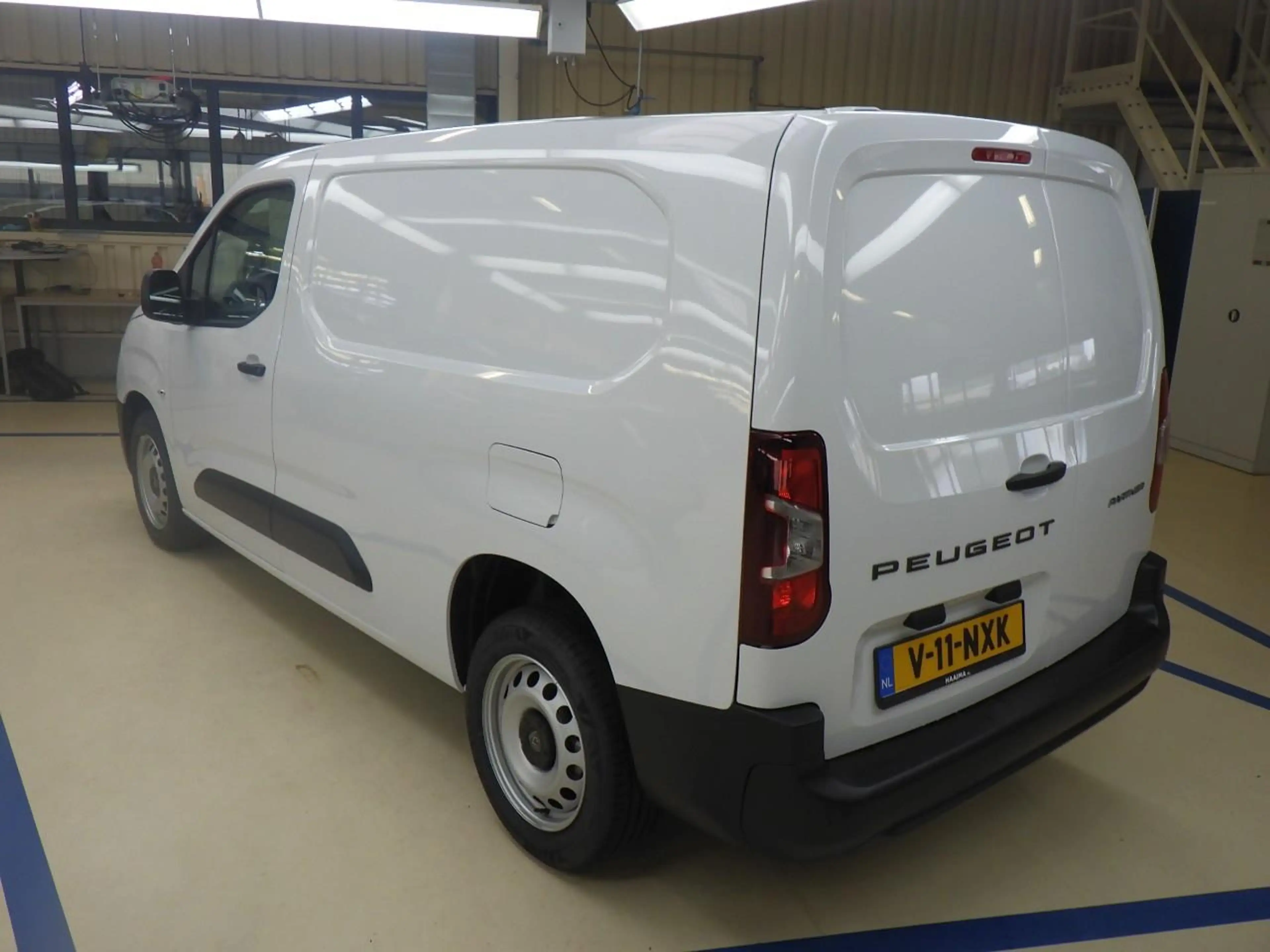 Peugeot Partner L2 1.5 100 PK 8 JAAR GARANTIE | 10"SCHERM + DRAADL — photo 4