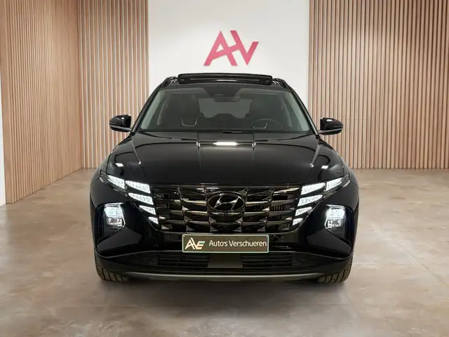 Hyundai Tucson view 2