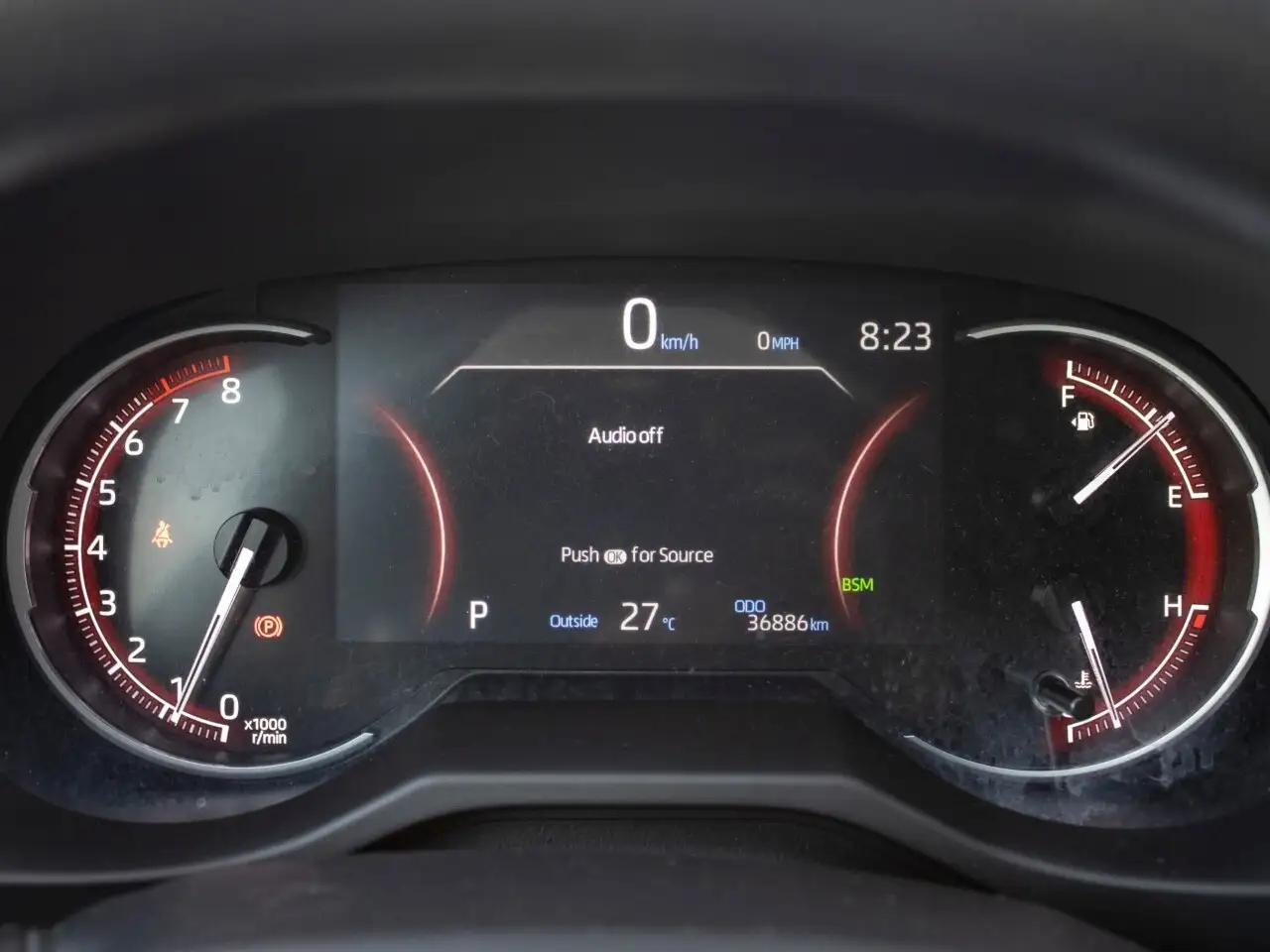 Toyota RAV 4 снимка Toyota RAV 4