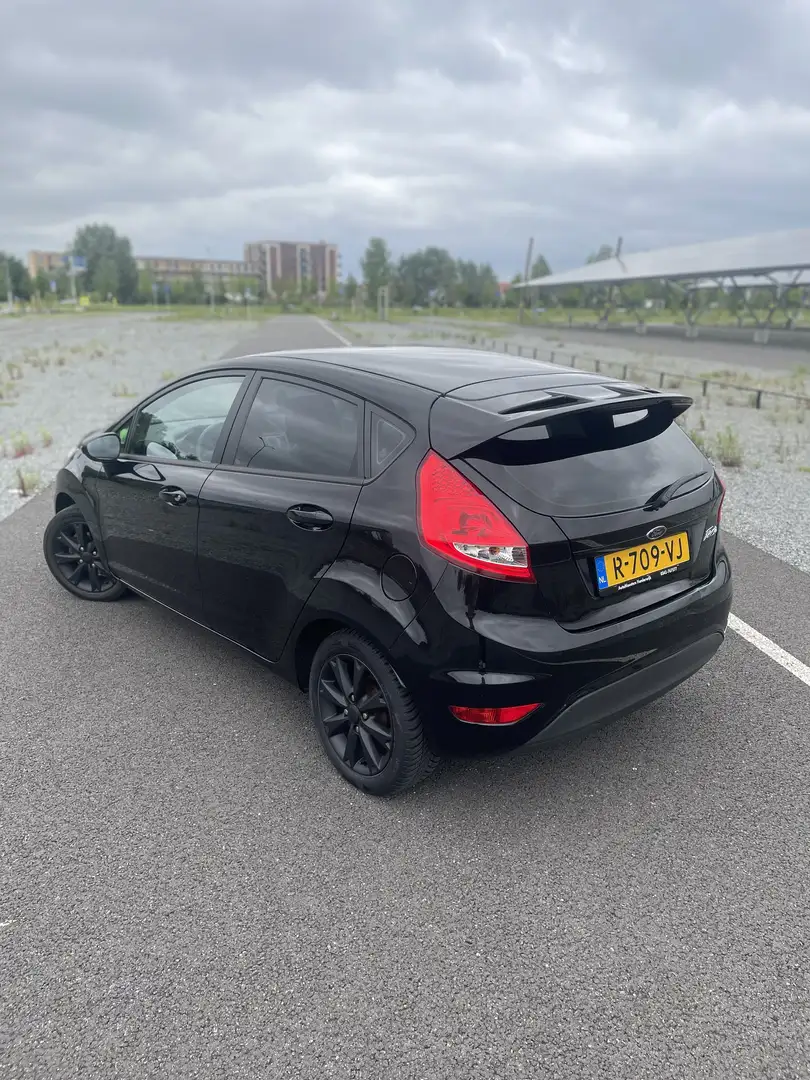 Ford Fiesta 1.25 Trend Zwart - 2
